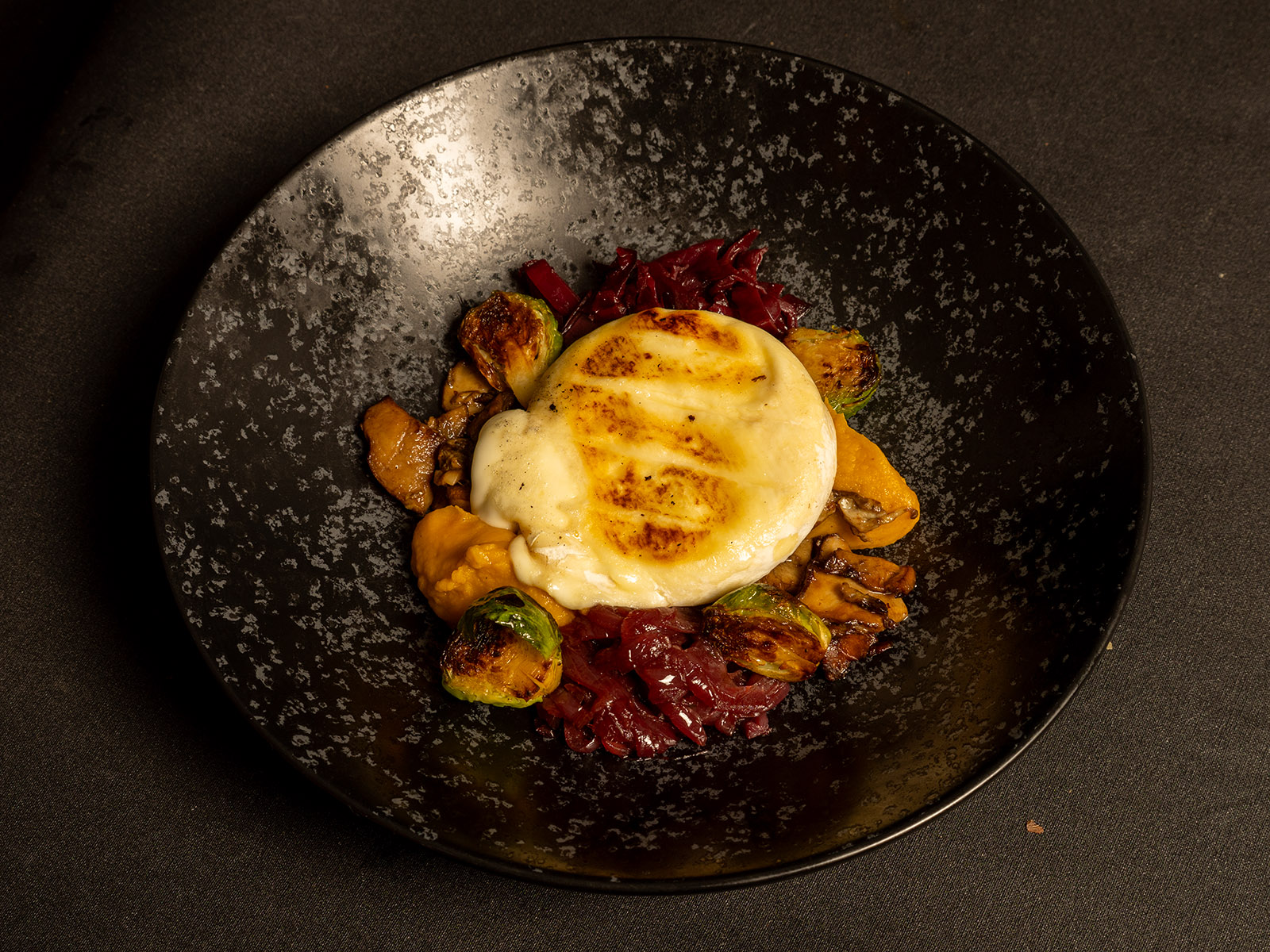Tomino alla piastra con verdure